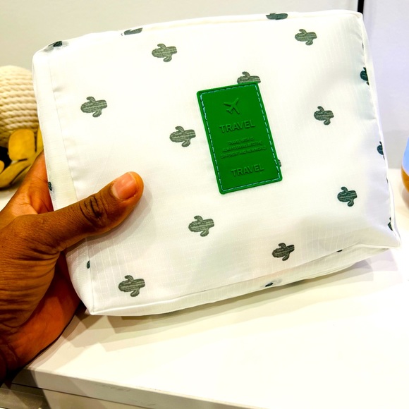 Sac à cosmétiques de voyage multifonction pour femmes - Picture 3 of 3